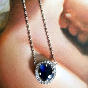 S925 Nexklace with blue saphire pendant